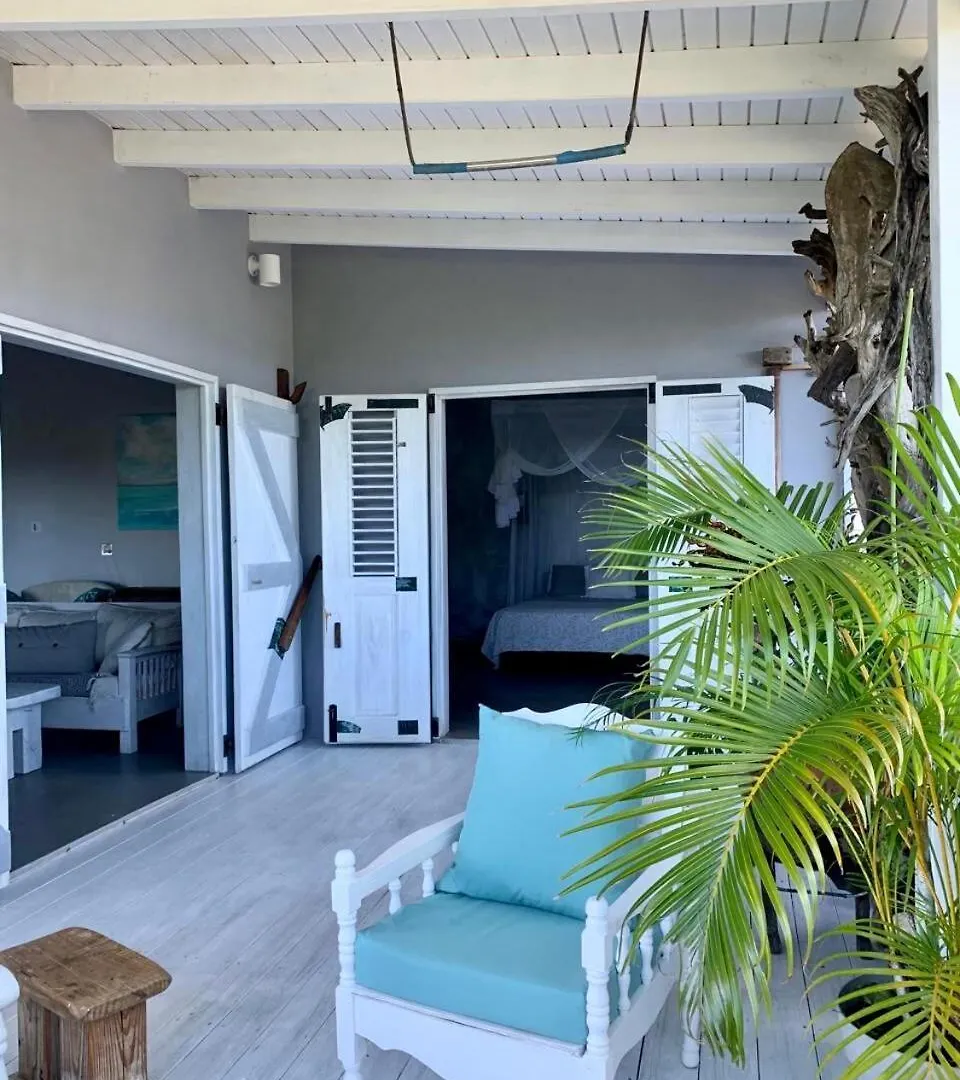 Apartamento Moonrise Loft Two Bedroom House Each With En Suite Bathroom Five Min Drive To Falmouth Harbor Matthews Antigua y Barbuda