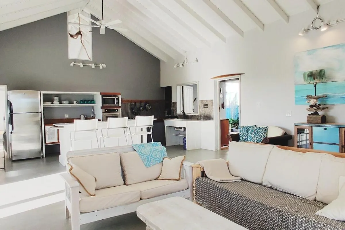 Moonrise Loft Two Bedroom House Each With En Suite Bathroom Five Min Drive To Falmouth Harbor Matthews 0*,  Antigua y Barbuda