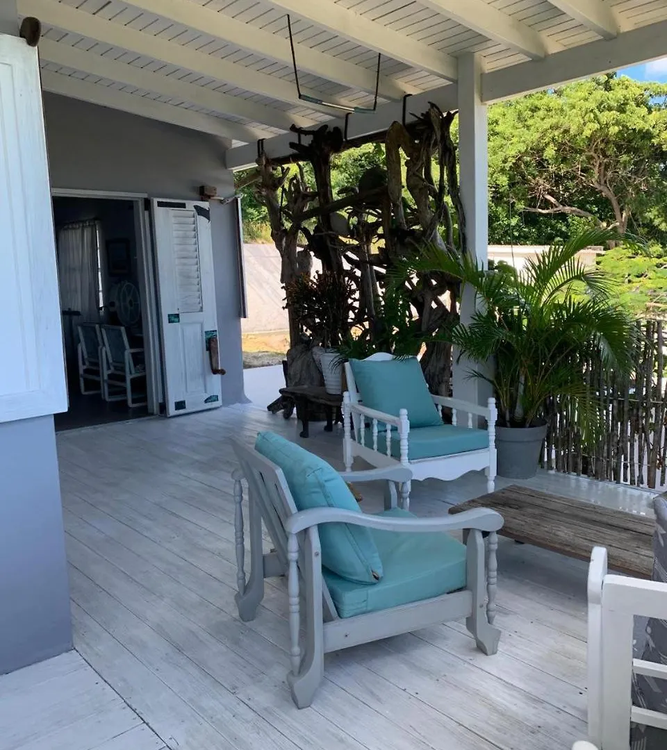 Daire Moonrise Loft Two Bedroom House Each With En Suite Bathroom Five Min Drive To Falmouth Harbor Matthews