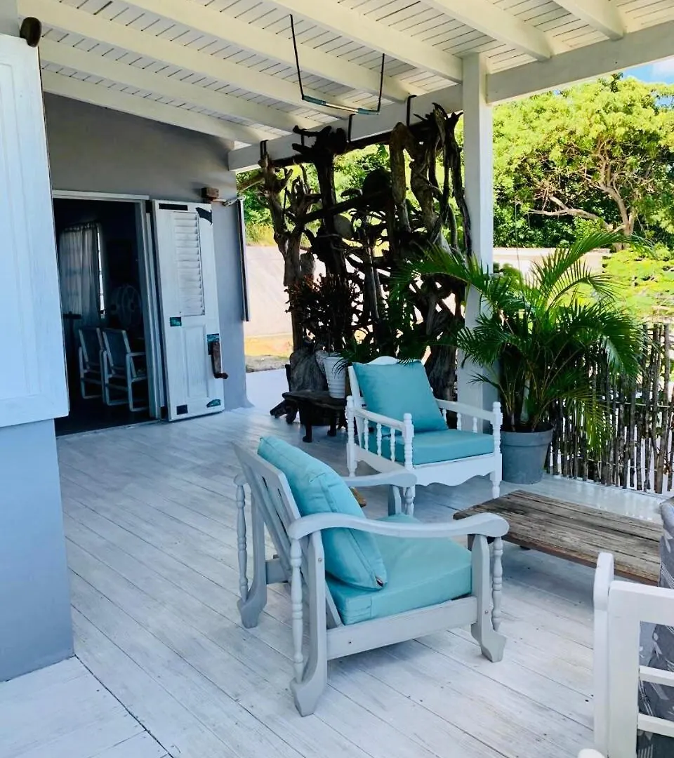 Daire Moonrise Loft Two Bedroom House Each With En Suite Bathroom Five Min Drive To Falmouth Harbor Matthews