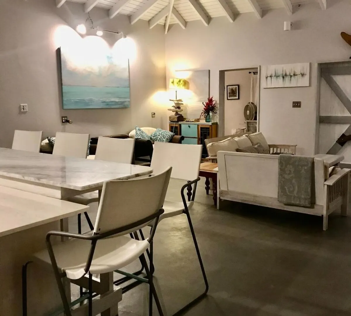 Moonrise Loft Two Bedroom House Each With En Suite Bathroom Five Min Drive To Falmouth Harbor Matthews