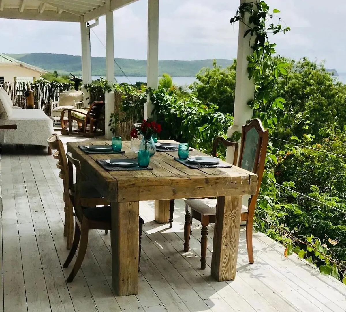 Moonrise Loft Two Bedroom House Each With En Suite Bathroom Five Min Drive To Falmouth Harbor Matthews Daire