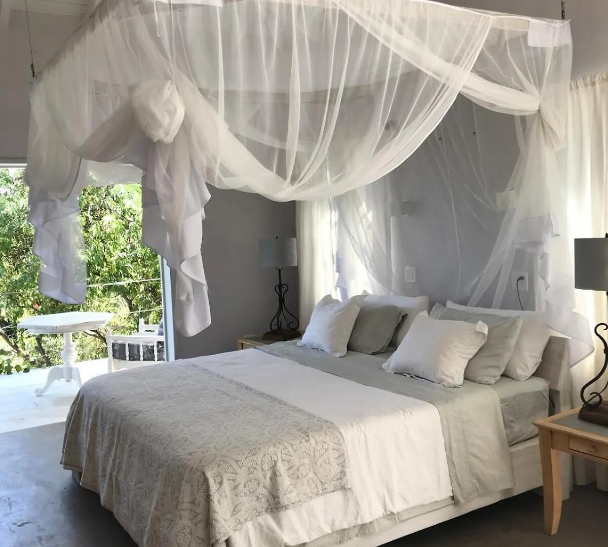 Moonrise Loft Two Bedroom House Each With En Suite Bathroom Five Min Drive To Falmouth Harbor Matthews Antigua és Barbuda
